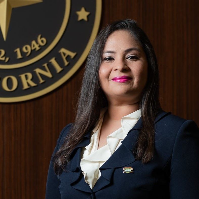 2 Mayor Maria Pacheco